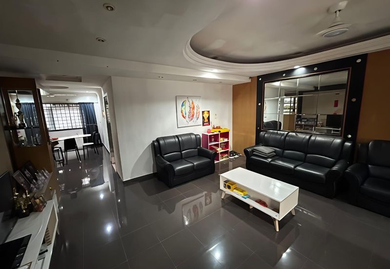 Bandar Permas Jaya / Jalan Permas 12/x - Double Storey Terrace House 