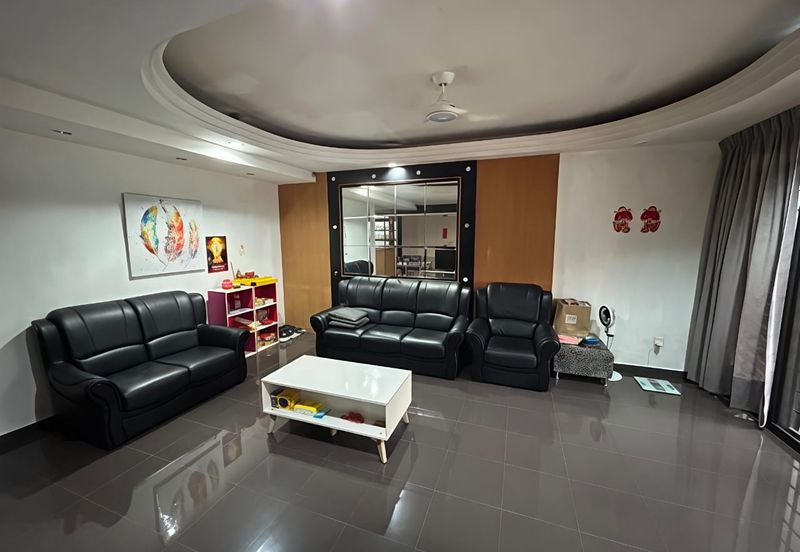 Bandar Permas Jaya / Jalan Permas 12/x - Double Storey Terrace House 