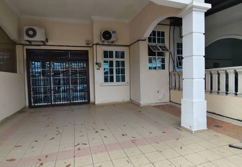 Kulai / Taman Gemilang KCC / Single Storey Terrence House 