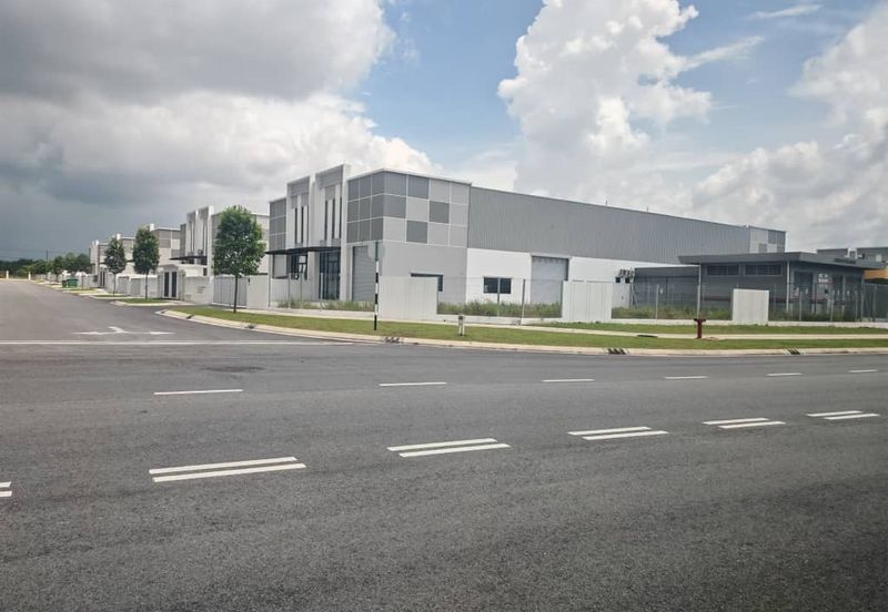 Bandar Dato Onn / Eco Business Park 3 / Single Storey Cluster Factory Corner Lot / Medium Industry