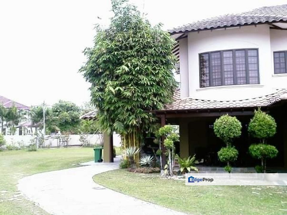 Kulai / Bandar Putra / IOI Palm Villa / Jalan Mewah / Double Storey biggest Semi D, Johor, Kulai