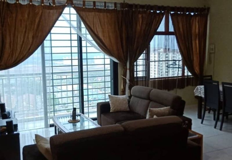 JB Tamam Bukit Indah / Jalan Indah 15 / Sky Executive Suite / Service Residence Apartment 
