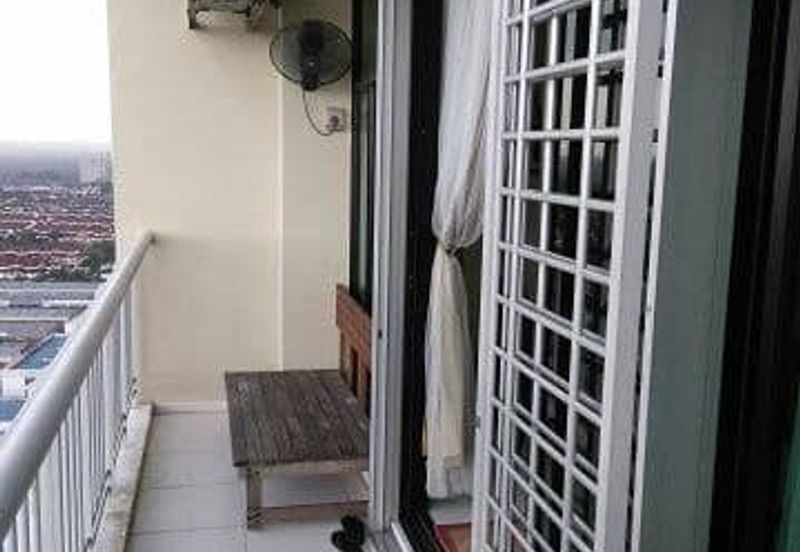 JB Tamam Bukit Indah / Jalan Indah 15 / Sky Executive Suite / Service Residence Apartment