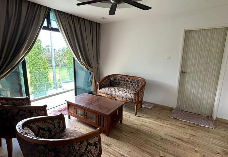 Kulai / Bandar Putra/ IOI Palm Villa / Double Storey Bungalow 