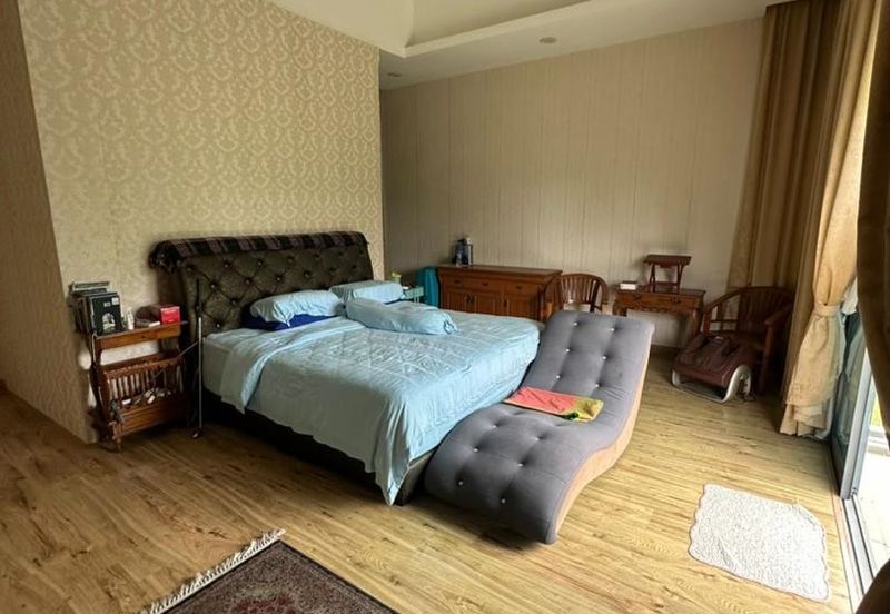 Kulai / Bandar Putra/ IOI Palm Villa / Double Storey Bungalow 