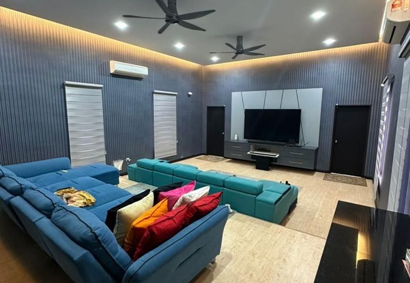 Kulai / Bandar Putra/ IOI Palm Villa / Double Storey Bungalow 