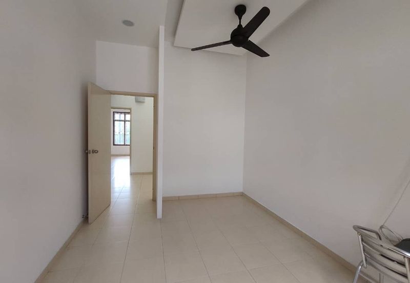 Skudai / Kangkar Pula / Sri Pulai Perdana 2 / Double Storey House Good Condition