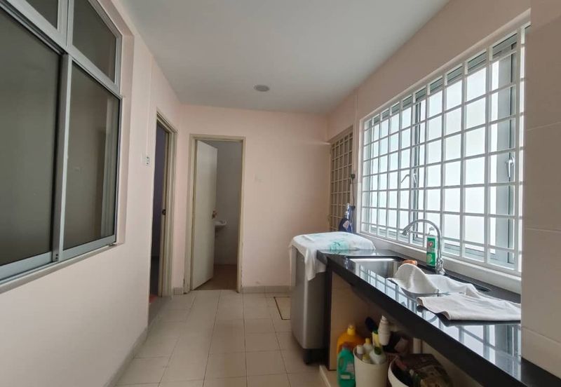 Skudai / Kangkar Pula / Sri Pulai Perdana 2 / Double Storey House Good Condition