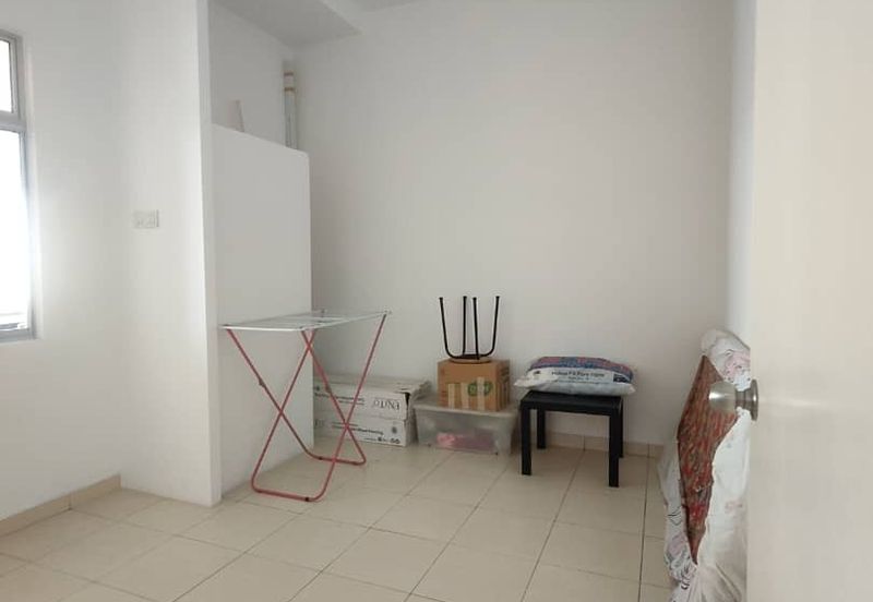 Skudai / Kangkar Pula / Sri Pulai Perdana 2 / Double Storey House Good Condition