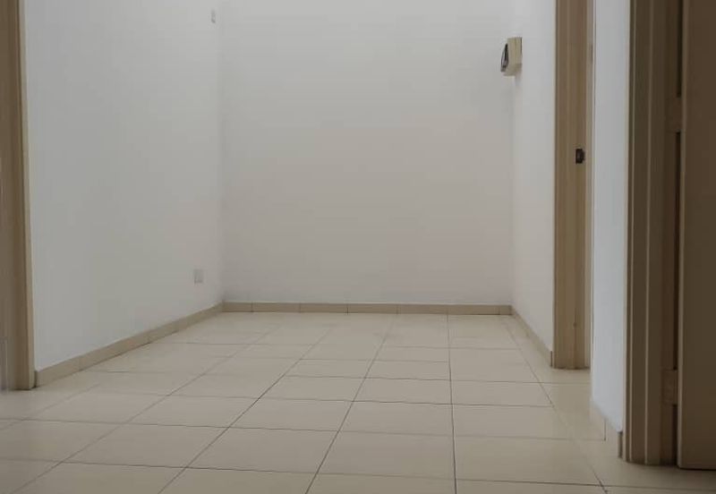 Skudai / Kangkar Pula / Sri Pulai Perdana 2 / Double Storey House Good Condition