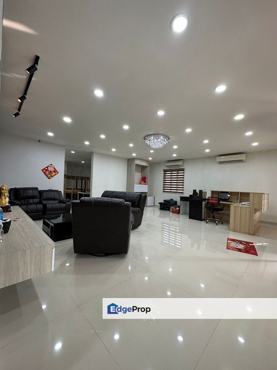 Kulai / Taman Desa Baiduri / Double Storey Semi Detached , Johor, Kulai