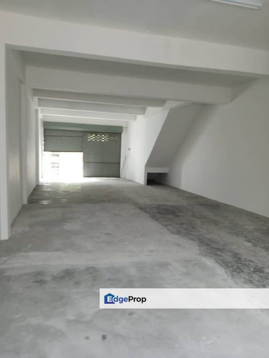 Kulai / Taman Harmoni - 2 Storey Shoplot End lot , Johor, Kulai