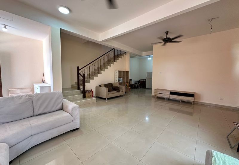 Double Storey Cluster Corner Lot @ The Peak, Bandar Putra Kulai (Jalan Mewah Utama)