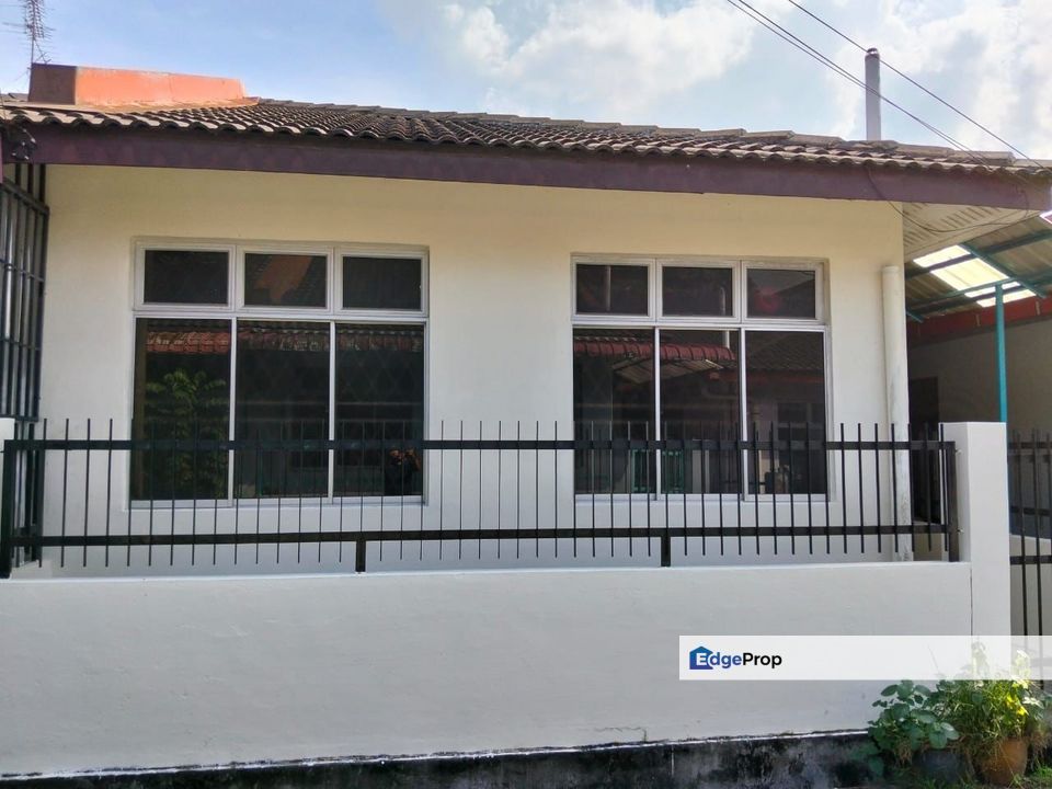 Single Storey Terrace House | Taman Senai Utama Senai | Near Airport, Johor, Senai