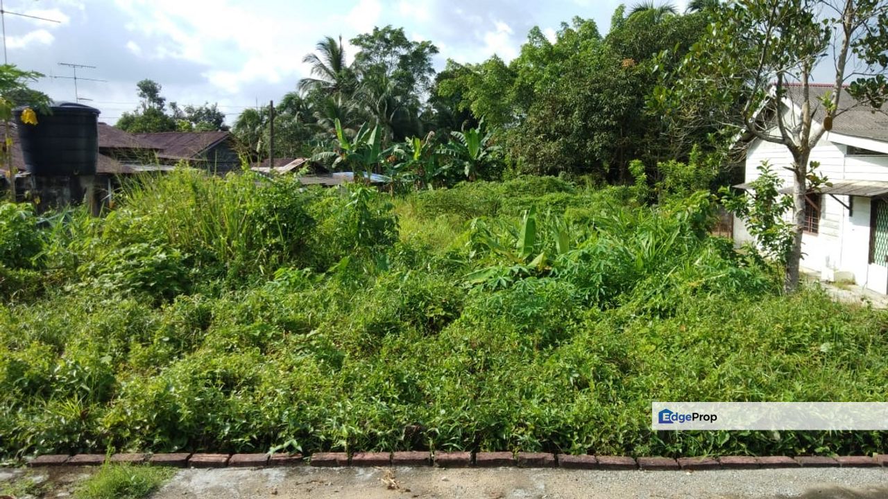 Freehold House & Land For Sale @ Kampong Kulai (Jalan Durian), Johor, Kulai