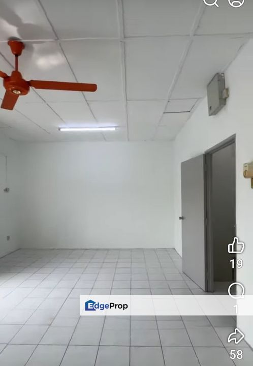 Tamam Putri Kulai Double Storey Terrence House Unblock View Sri Putri Kulai 7@Kulai, Johor, Kulai