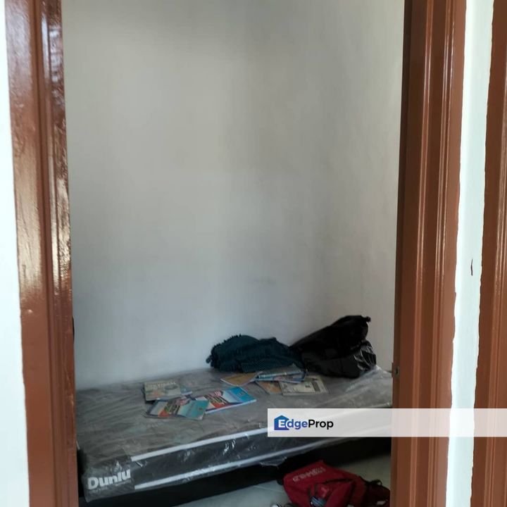 Skudai /Taman Sri pulai perdana /Double Storey Terrace House endlot-facing playgrounds, Johor, Kangkar Pulai