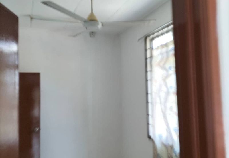 Skudai /Taman Sri pulai perdana /Double Storey Terrace House endlot-facing playgrounds