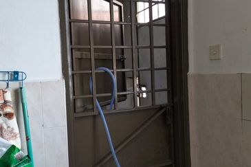 Skudai /Taman Sri pulai perdana /Double Storey Terrace House endlot-facing playgrounds