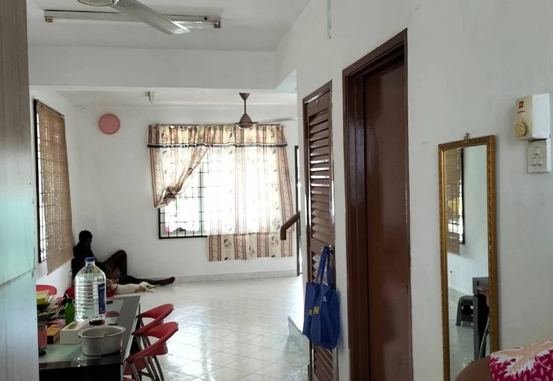 Skudai /Taman Sri pulai perdana /Double Storey Terrace House endlot-facing playgrounds