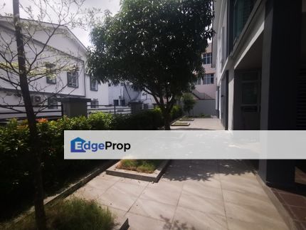 Iskandar Puteri/Taman Nusa Sentral/Double Storey Terrace House End Lot/Land Size: 22x70ft +10ft, Johor, 