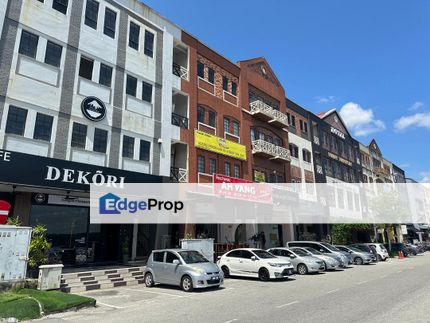 Kulai Bandar Indahpura Shoplot 4 Storey End Lot , Johor, Kulai