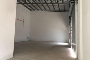 Johor Pontian Pekan Nanas Taman Perindustrial Ulu Pulai (De Hoff Park) 1.5 Storey Cluster Factory 