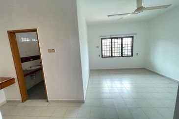 Johor Bahru Taman Mount Austin Double Storey House Corner Lot 