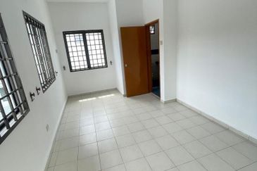 Johor Bahru Taman Mount Austin Double Storey House Corner Lot 