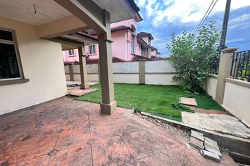 Kulai Bandar Putra Jalan Kempas Double Storey Semi-D