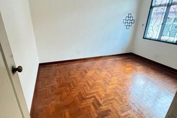 Kulai Bandar Putra Jalan Kempas Double Storey Semi-D