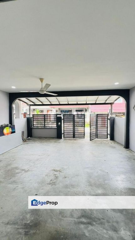 Kulai Taman Cantik Jalan Indah Single Storey Renovated, Johor, Kulai