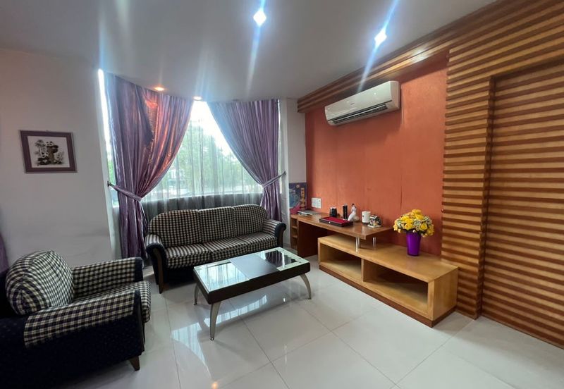 Kulau /Taman Putri 8 /Double Storey Terrace Corner lot Unblock Unit Fully Furnished