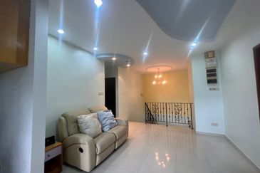 Kulau Taman Putri 8 Double Storey Terrace Corner lot Unblock Unit Fully Furnished