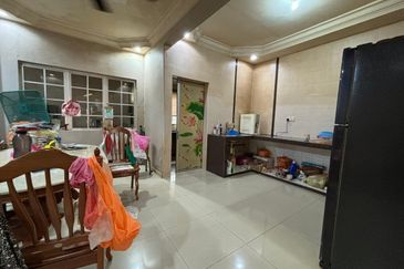 kulai Bandar Putra Double Storey Corner lot 22x70+24ft