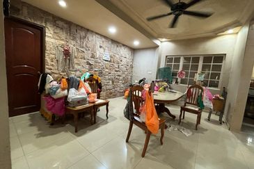 kulai Bandar Putra Double Storey Corner lot 22x70+24ft