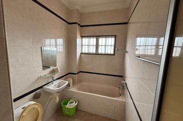 kulai Bandar Putra Double Storey Corner lot 22x70+24ft