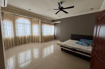 kulai Bandar Putra Double Storey Corner lot 22x70+24ft