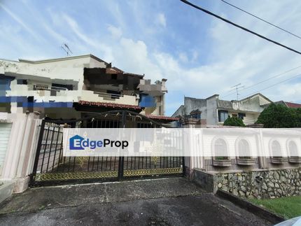 kulai Taman Bersatu Double Storey Semi D, Johor, Kulai