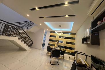 Johor Bahru Iskanda Puteri Taman Nusantara Prima Double Storey House Corner Lot Fully Renovated 