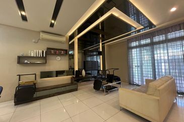 Johor Bahru Iskanda Puteri Taman Nusantara Prima Double Storey House Corner Lot Fully Renovated 