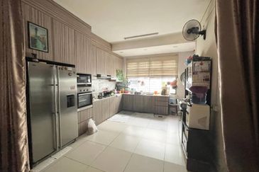 Johor Bahru Taman Sutera Utama 2.5 Storey Terrace House  Unblock View Fully Renovated 