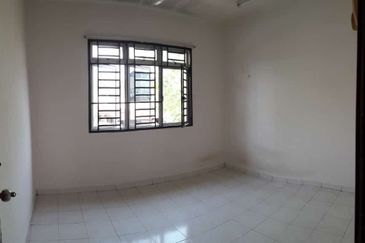 Gelang Patah- Taman Nusantara-Nusaria 5/x- Double Storey