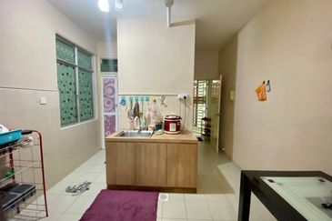 JB Taman Austin Perdana -Mount Austin -Lake View Suite -Apartment