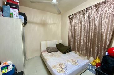 JB Taman Austin Perdana -Mount Austin -Lake View Suite -Apartment