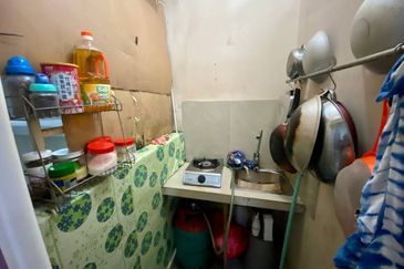 JB Taman Austin Perdana -Mount Austin -Lake View Suite -Apartment