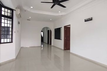 Gelang Patah- Taman Dato Syed Mohd Idrus -🏡 Corner lot Single Storey Terrace House