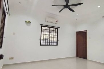 Gelang Patah- Taman Dato Syed Mohd Idrus -🏡 Corner lot Single Storey Terrace House