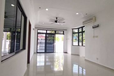 Gelang Patah- Taman Dato Syed Mohd Idrus -🏡 Corner lot Single Storey Terrace House