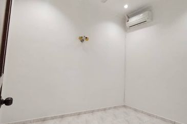 Gelang Patah- Taman Dato Syed Mohd Idrus -🏡 Corner lot Single Storey Terrace House